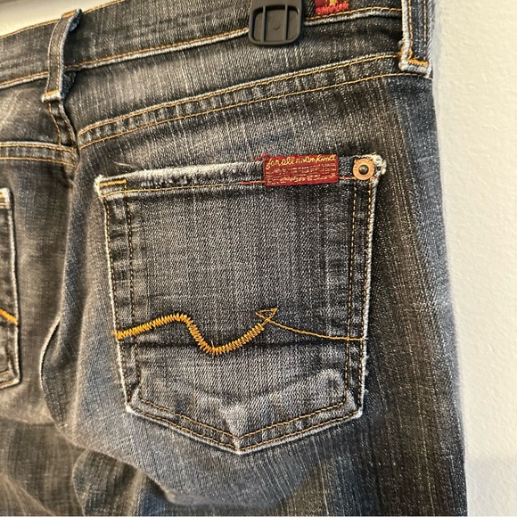 7 FOR ALL MANKIND DARK DENIM FLARE Size 25 - Picture 6 of 6